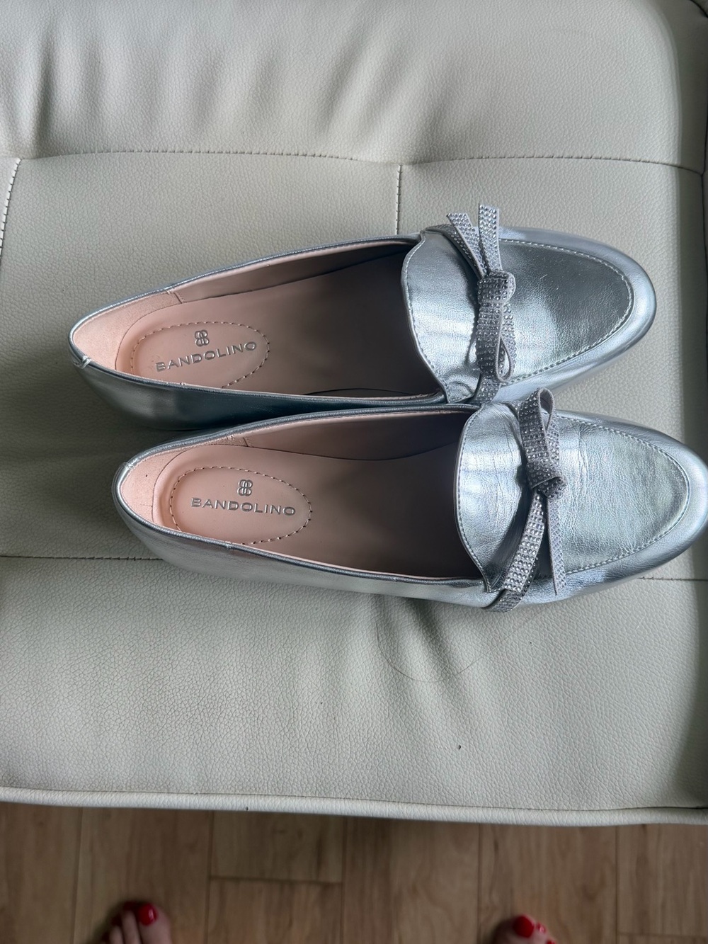 Bandolino silver Metallic Bow Loafers for Women - Picture 2 of 4